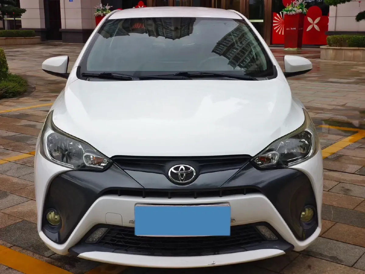 2017 Toyota Yaris L 1.5L 107HP L4 CVT,autocango,china used car exporter,china ev exporter,chinese used car exporter,chinese used ev exporter