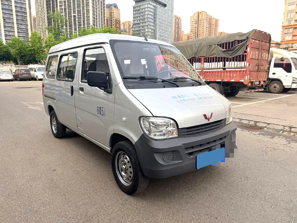 2019 WuLing ZhiGuang 1.2L 82HP L4 5MT,autocango,china used car exporter,china ev exporter,chinese used car exporter,chinese used ev exporter