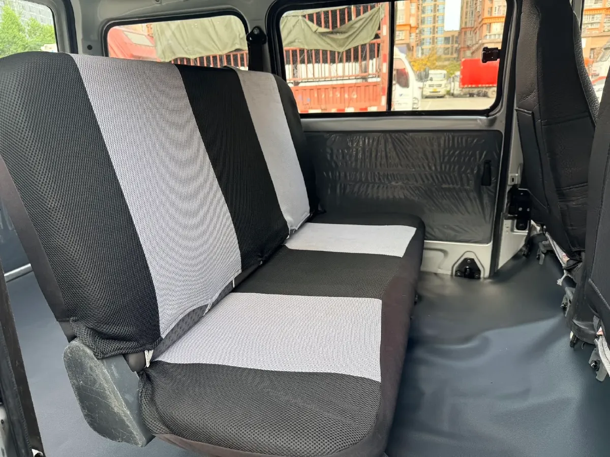 2019 WuLing ZhiGuang 1.2L 82HP L4 5MT,autocango,china used car exporter,china ev exporter,chinese used car exporter,chinese used ev exporter