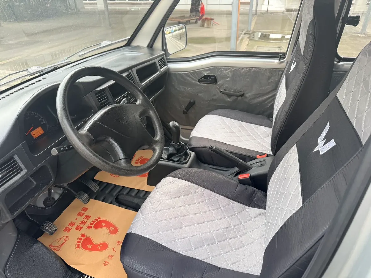 2019 WuLing ZhiGuang 1.2L 82HP L4 5MT,autocango,china used car exporter,china ev exporter,chinese used car exporter,chinese used ev exporter