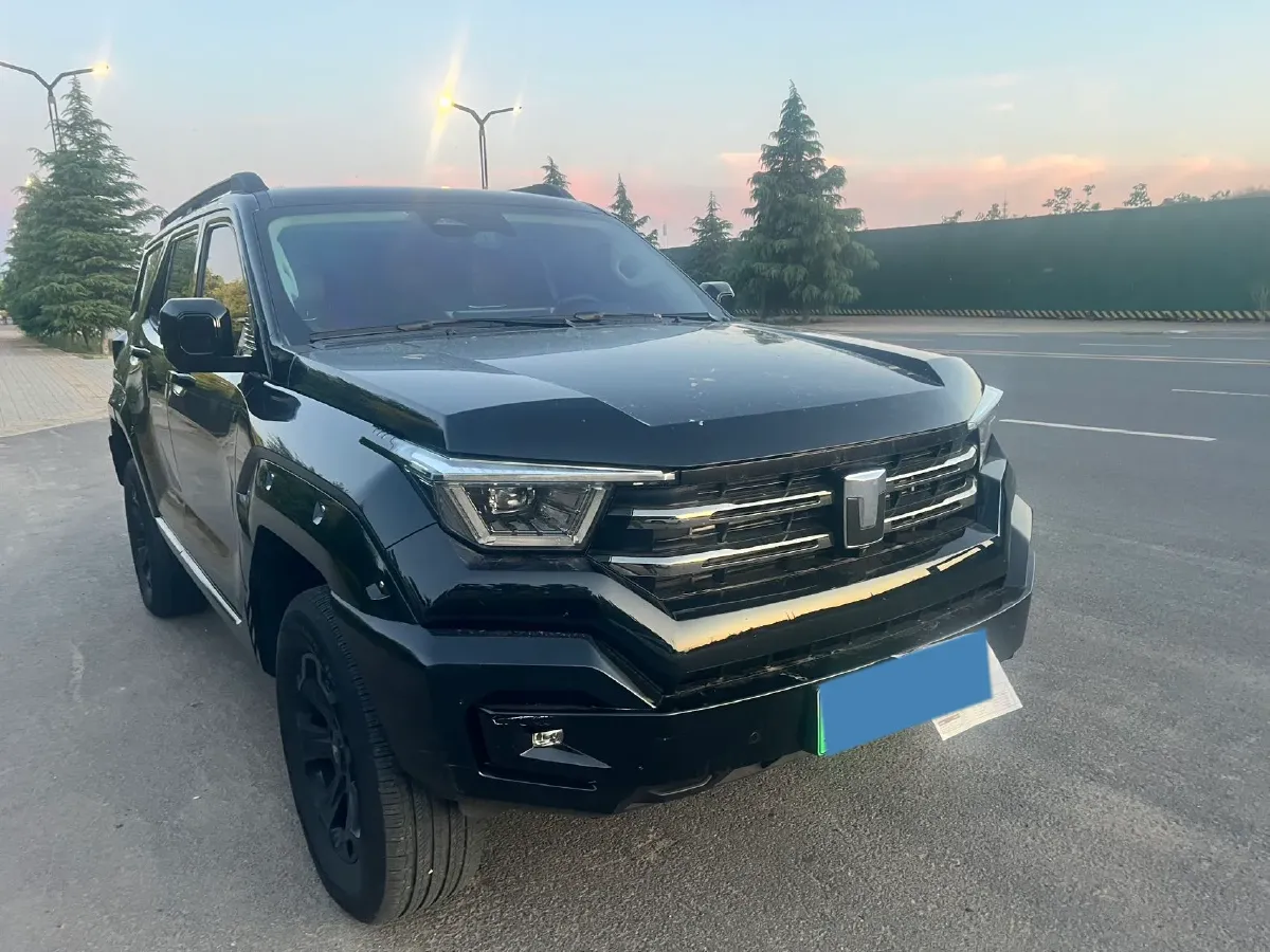 2023 Tank 400 2.0T 252HP L4 9AT PHEV 37.1KWH,autocango,china used car exporter,china ev exporter,chinese used car exporter,chinese used ev exporter