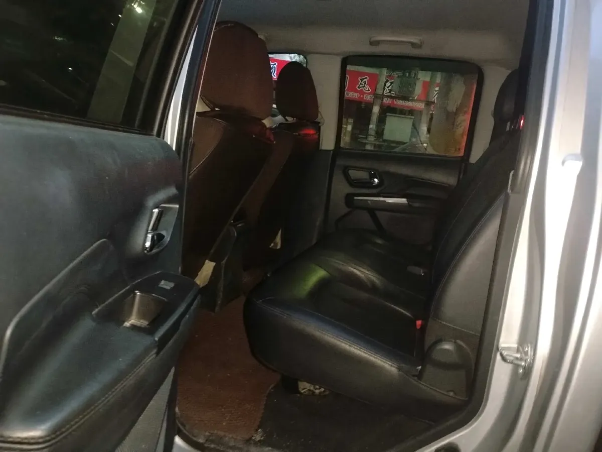2017 Great Wall Wingle 5 2.0T 129HP L4 6MT,autocango,china used car exporter,china ev exporter,chinese used car exporter,chinese used ev exporter