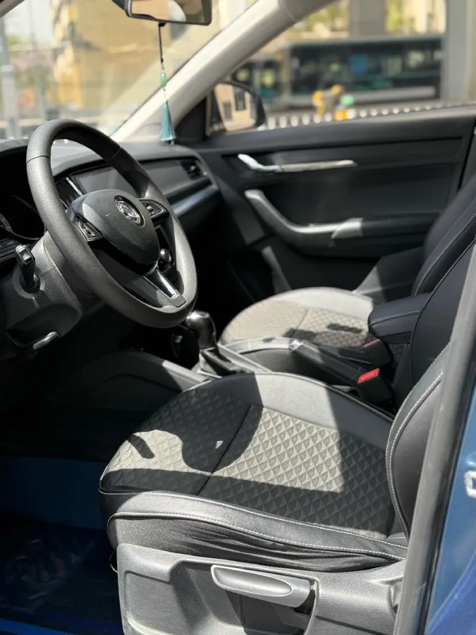 2018 Skoda Rapid Spaceback 1.4T 131HP L4 7DCT,autocango,china used car exporter,china ev exporter,chinese used car exporter,chinese used ev exporter