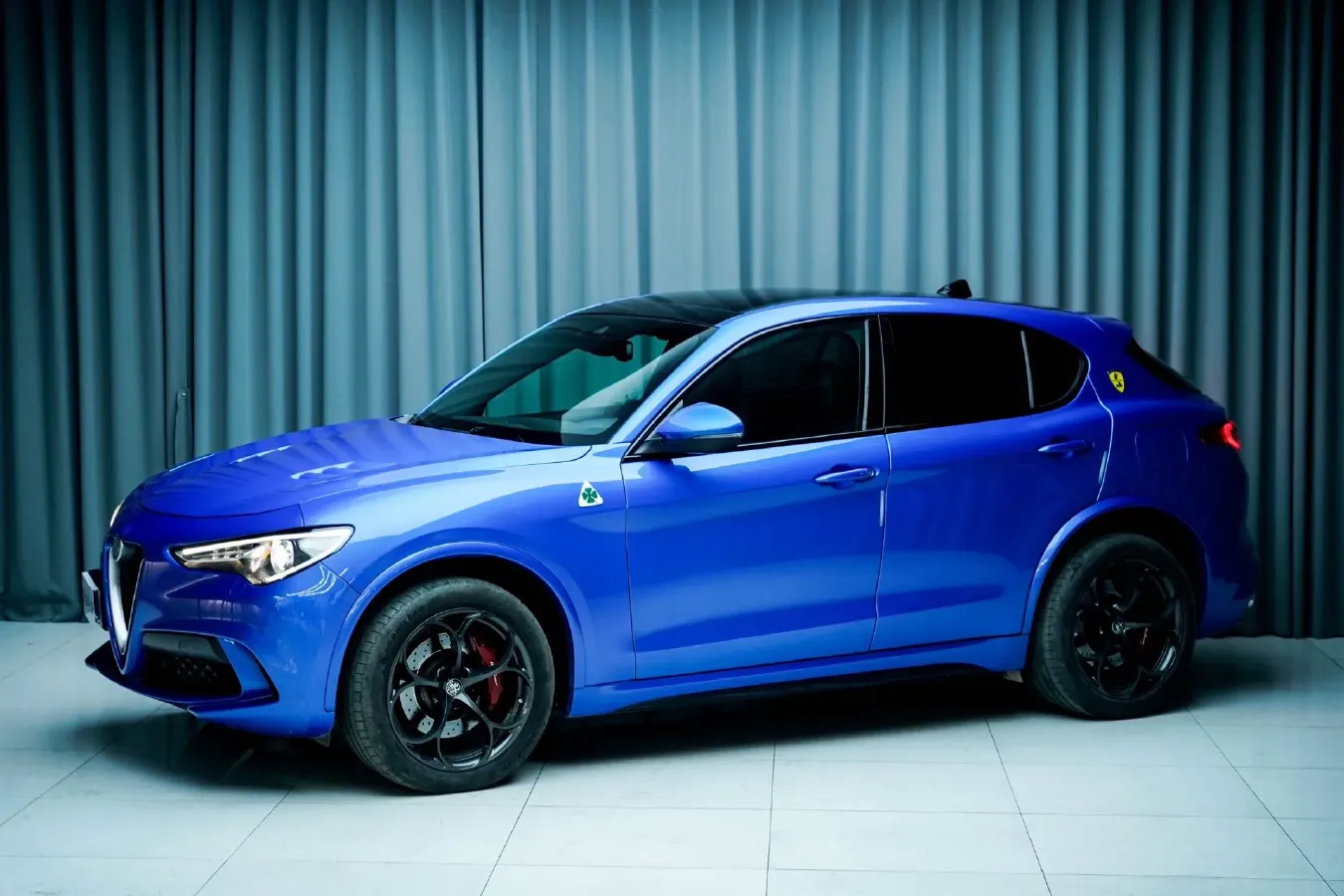 2019 Alfa Romeo Stelvio 2.9T 510HP V6 8AT,autocango,china used car exporter,china ev exporter,chinese used car exporter,chinese used ev exporter