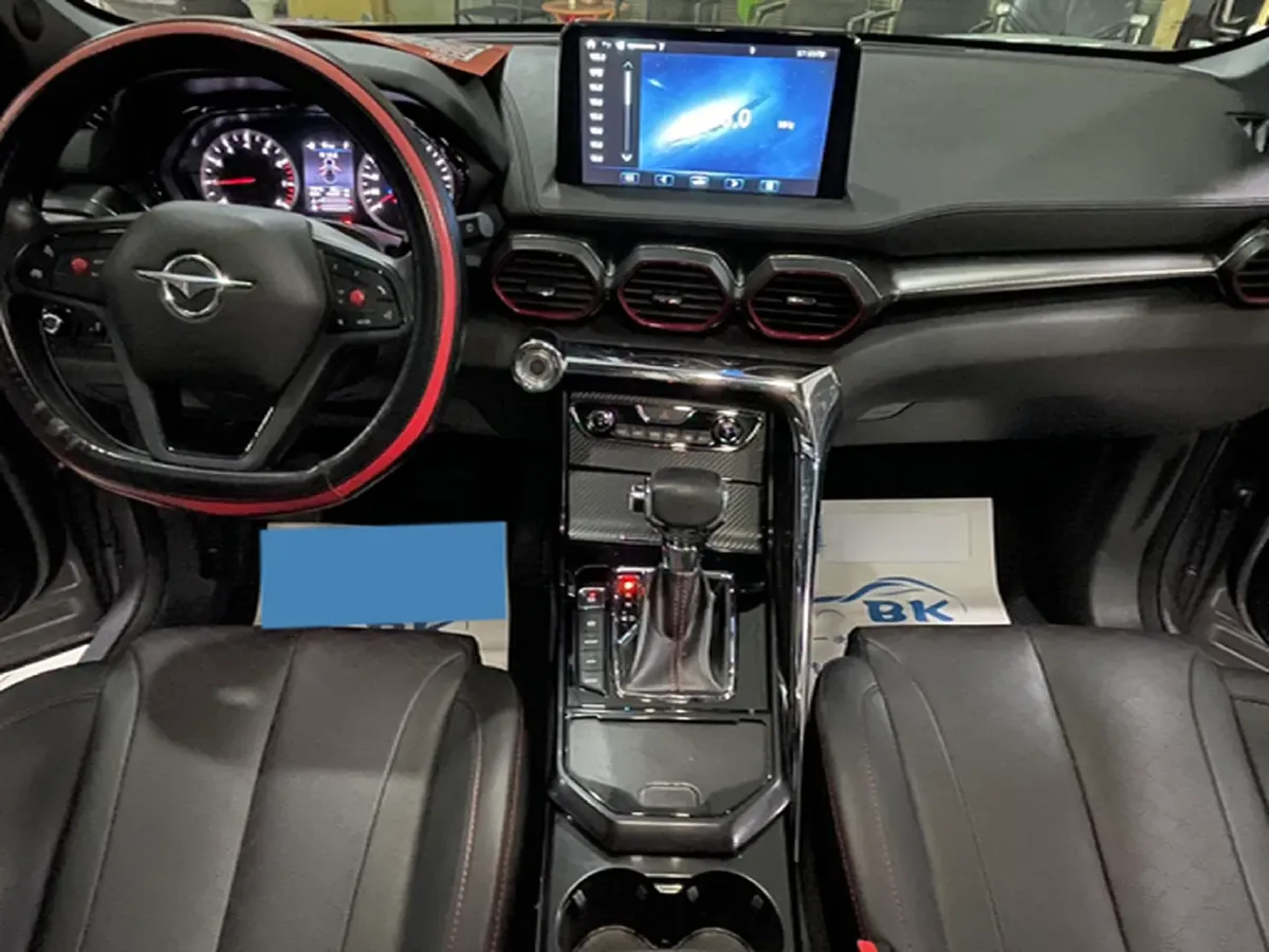2019 HaiMa 8S 1.6T 195HP L4 6AT,autocango,china used car exporter,china ev exporter,chinese used car exporter,chinese used ev exporter