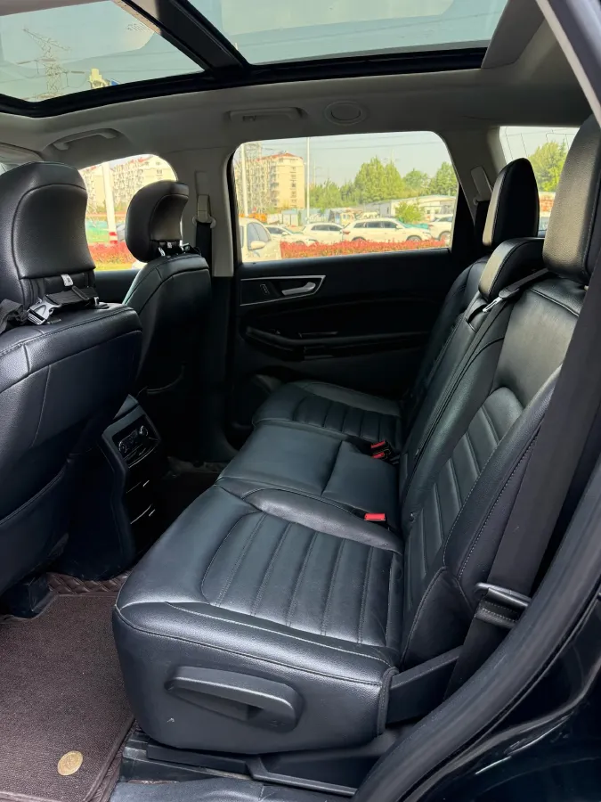 2018 Ford Edge 2.0T 245HP L4 6AT,autocango,china used car exporter,china ev exporter,chinese used car exporter,chinese used ev exporter