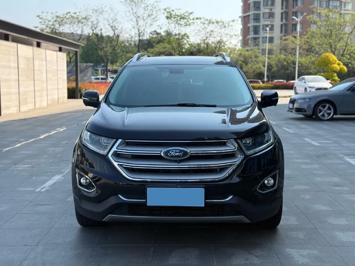 2018 Ford Edge 2.0T 245HP L4 6AT,autocango,china used car exporter,china ev exporter,chinese used car exporter,chinese used ev exporter