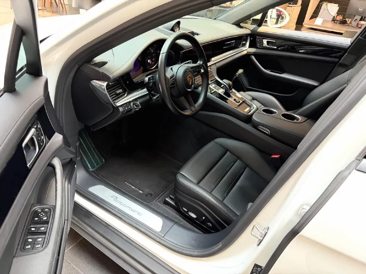 2023 Porsche Panamera 2.9T 330HP V6 8DCT,autocango,china used car exporter,china ev exporter,chinese used car exporter,chinese used ev exporter