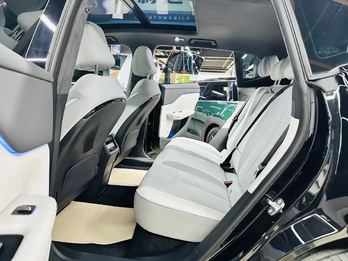 2024 Voyah ZhiYin BEV 79KWH,autocango,china used car exporter,china ev exporter,chinese used car exporter,chinese used ev exporter