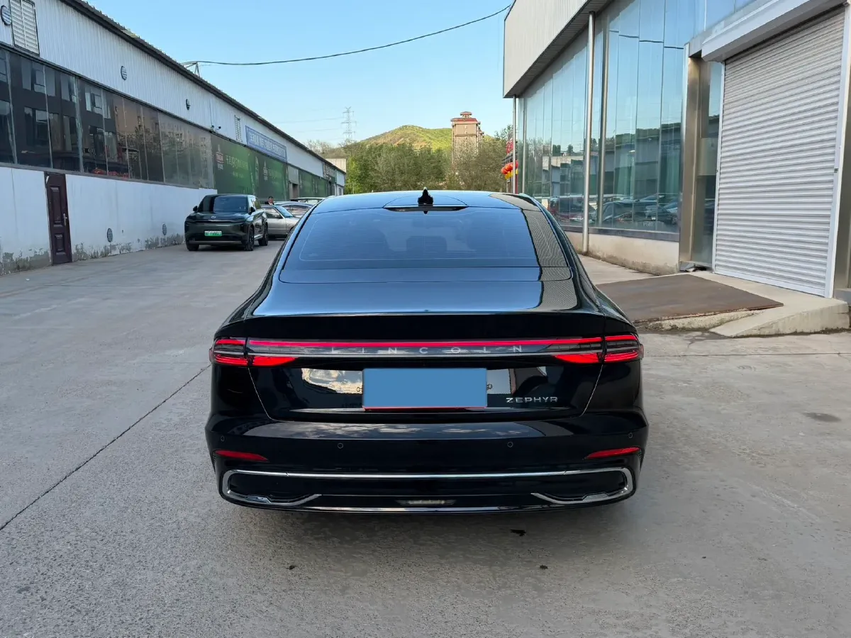 2025 Lincoln Z 2.0T 261HP L4 8AT,autocango,china used car exporter,china ev exporter,chinese used car exporter,chinese used ev exporter