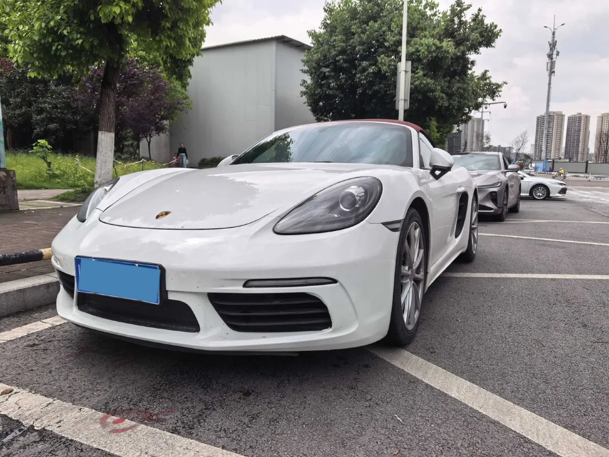 2018 Porsche 718 2.0T 250HP H4 7DCT,autocango,china used car exporter,china ev exporter,chinese used car exporter,chinese used ev exporter