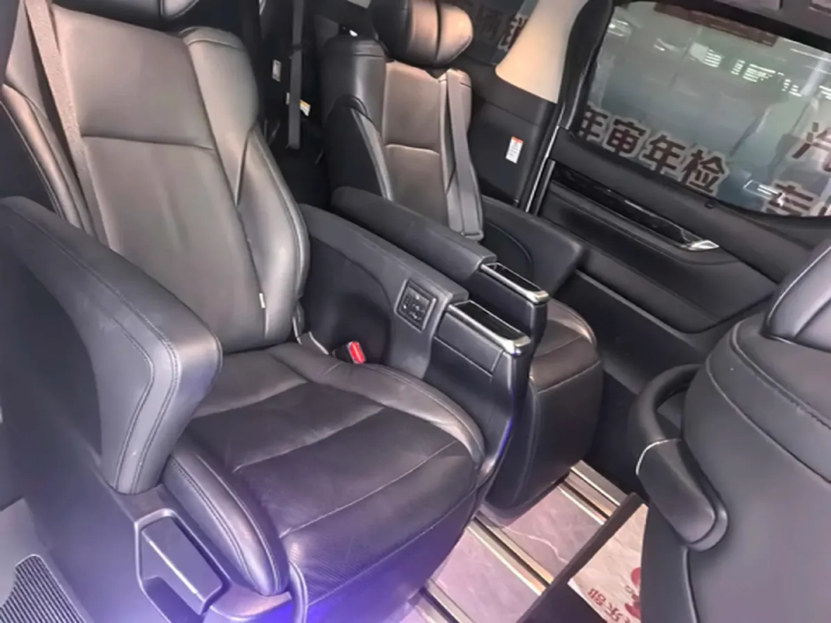 2019 Toyota Vellfire 2.5L 117HP L4 E-CVT Hybrid,autocango,china used car exporter,china ev exporter,chinese used car exporter,chinese used ev exporter