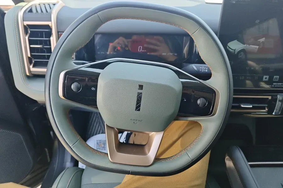 2024 iCAR iCAR 03 BEV 65.69KWH,autocango,china used car exporter,china ev exporter,chinese used car exporter,chinese used ev exporter