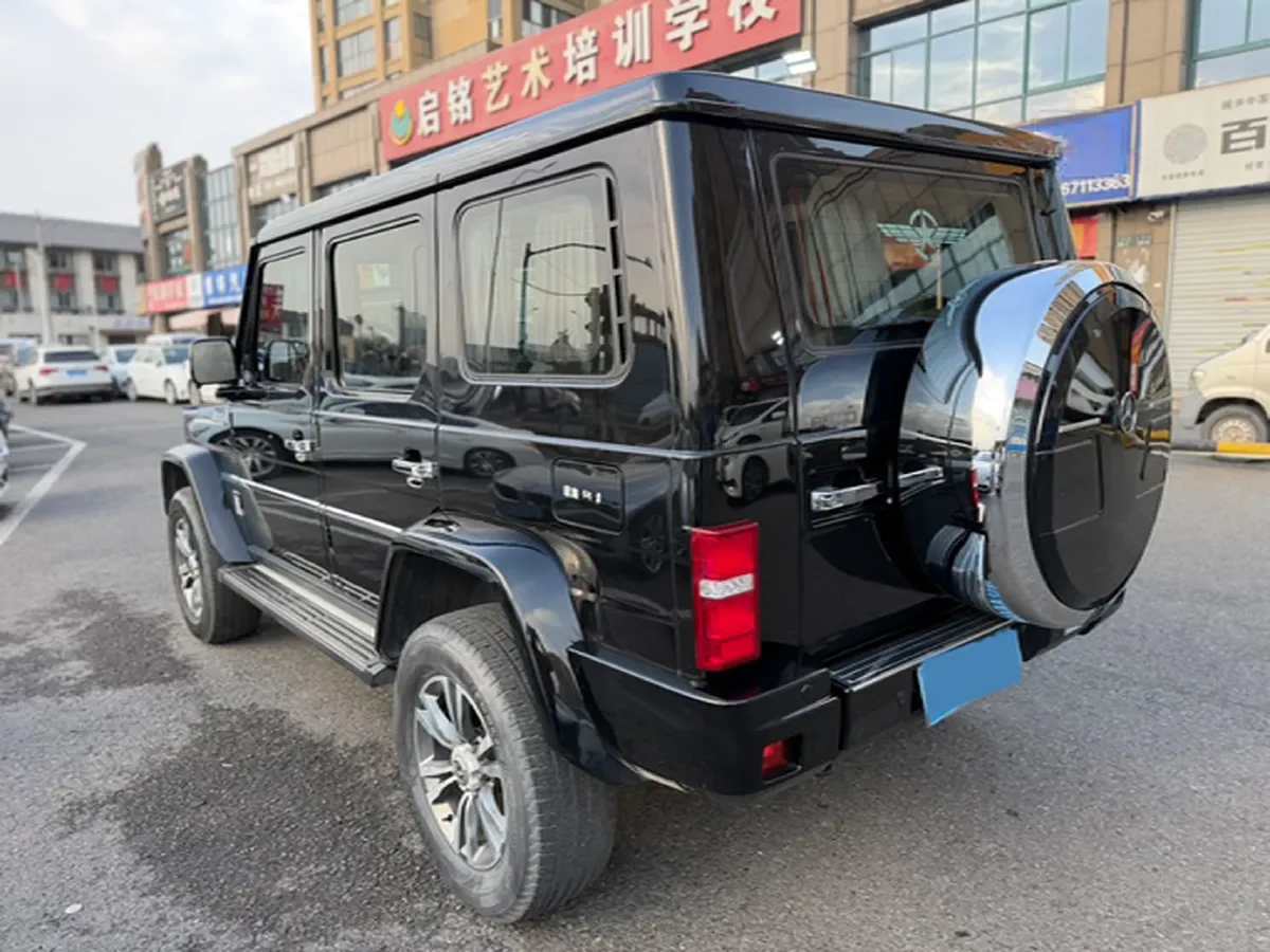 2019 Beijing BJ80 2.3T 231HP L4 6AT,autocango,china used car exporter,china ev exporter,chinese used car exporter,chinese used ev exporter