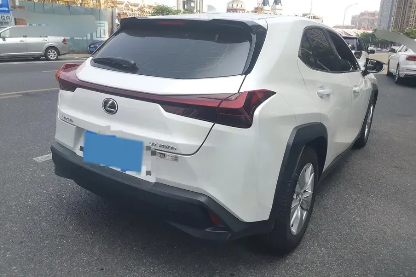 2022 Lexus UX 2.0L 146HP L4 E-CVT Hybrid,autocango,china used car exporter,china ev exporter,chinese used car exporter,chinese used ev exporter