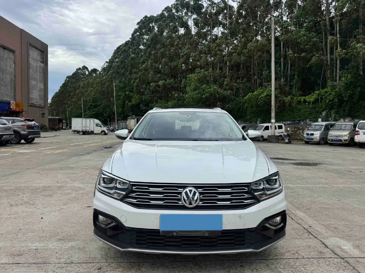 2018 Traum SEEK 5 1.5T 156HP L4 6AT,autocango,china used car exporter,china ev exporter,chinese used car exporter,chinese used ev exporter