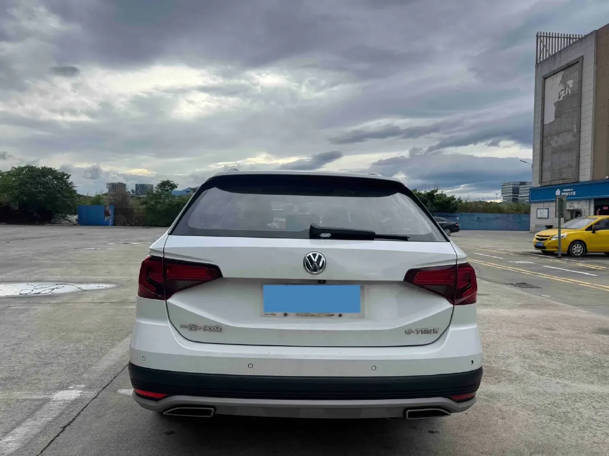 2018 Traum SEEK 5 1.5T 156HP L4 6AT,autocango,china used car exporter,china ev exporter,chinese used car exporter,chinese used ev exporter