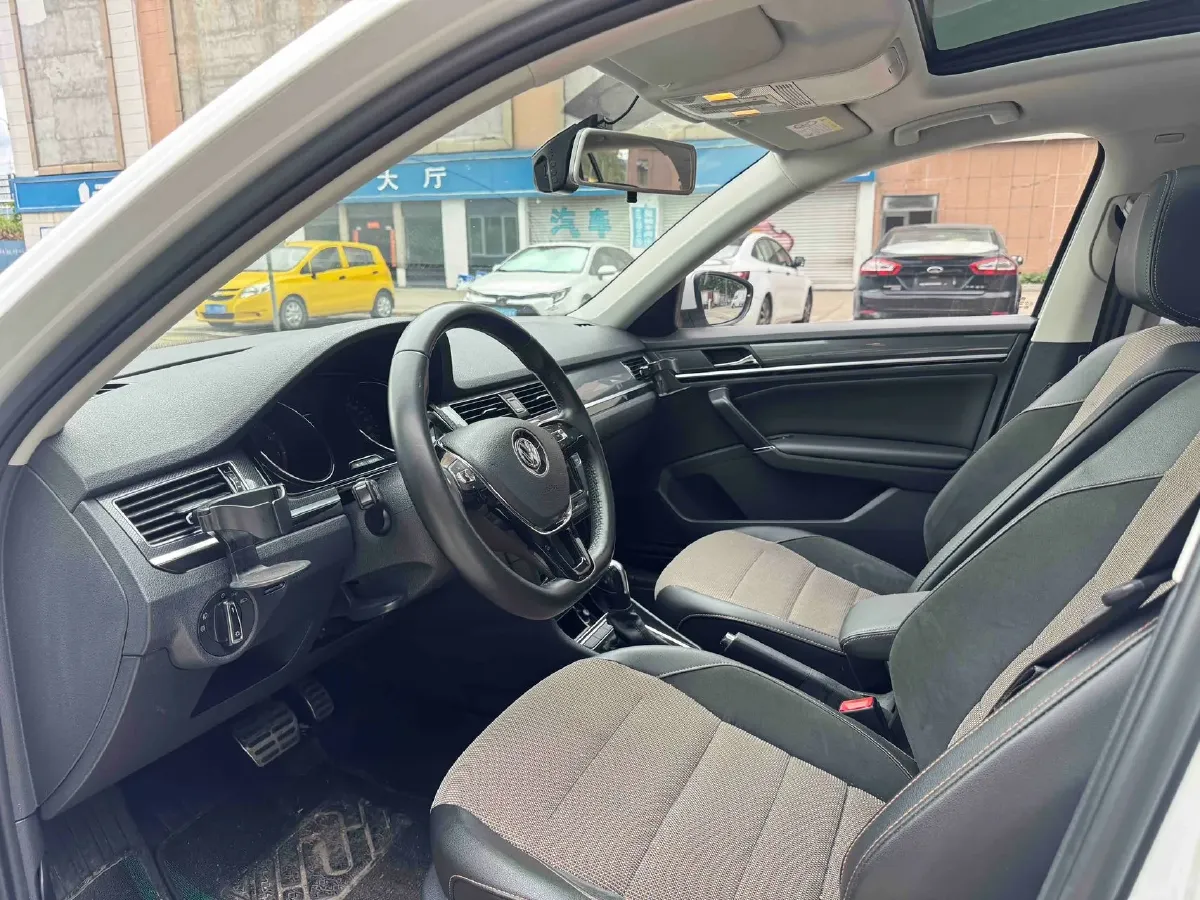 2018 Traum SEEK 5 1.5T 156HP L4 6AT,autocango,china used car exporter,china ev exporter,chinese used car exporter,chinese used ev exporter