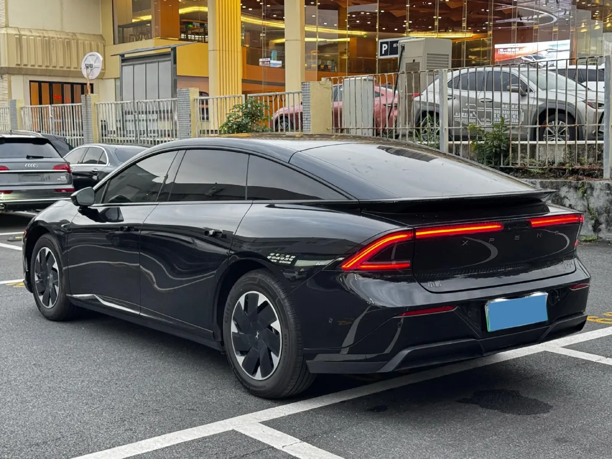 2024 Xpeng P7+ BEV 76.3KWH,autocango,china used car exporter,china ev exporter,chinese used car exporter,chinese used ev exporter