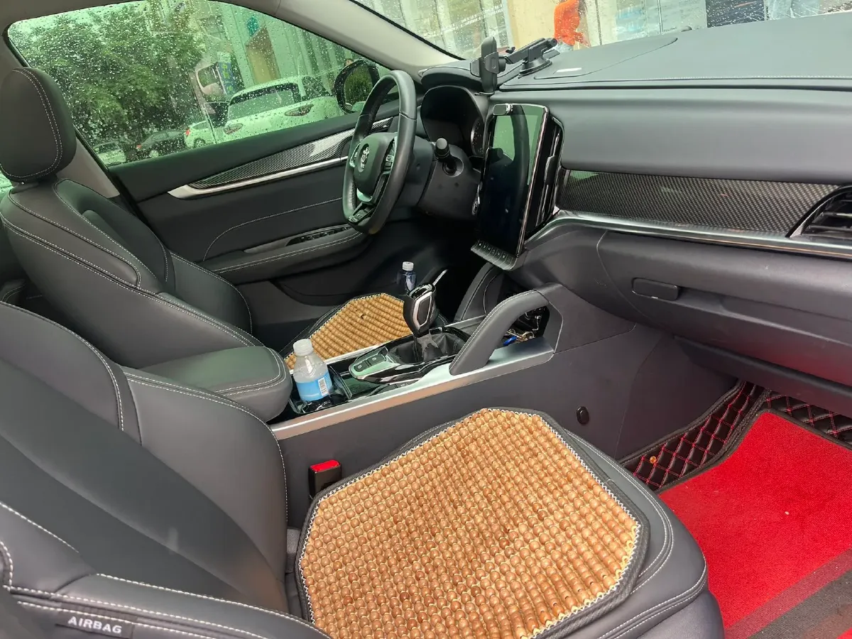 2018 Brilliance Auto V7 1.6T 204HP L4 6MT,autocango,china used car exporter,china ev exporter,chinese used car exporter,chinese used ev exporter