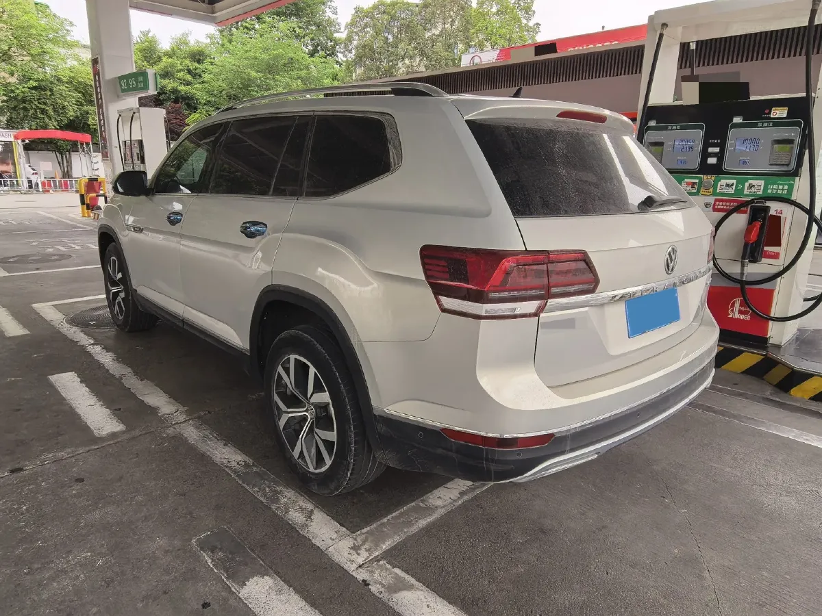 2017 Volkswagen Teramont 2.0T 220HP L4 7DCT,autocango,china used car exporter,china ev exporter,chinese used car exporter,chinese used ev exporter