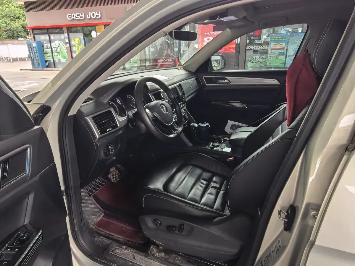 2017 Volkswagen Teramont 2.0T 220HP L4 7DCT,autocango,china used car exporter,china ev exporter,chinese used car exporter,chinese used ev exporter