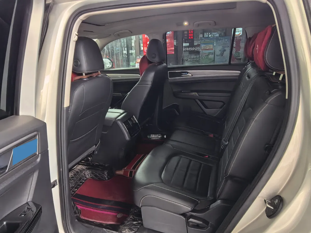 2017 Volkswagen Teramont 2.0T 220HP L4 7DCT,autocango,china used car exporter,china ev exporter,chinese used car exporter,chinese used ev exporter
