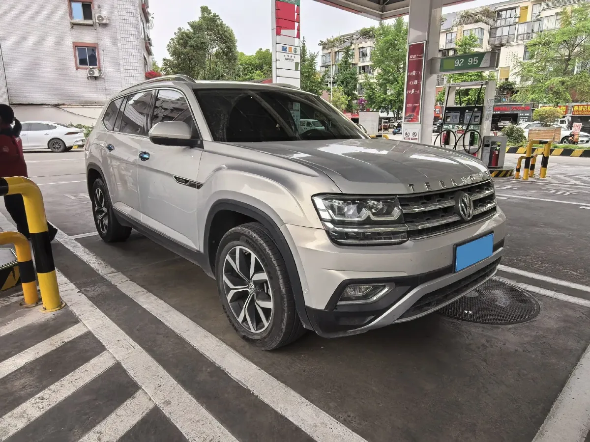 2017 Volkswagen Teramont 2.0T 220HP L4 7DCT,autocango,china used car exporter,china ev exporter,chinese used car exporter,chinese used ev exporter