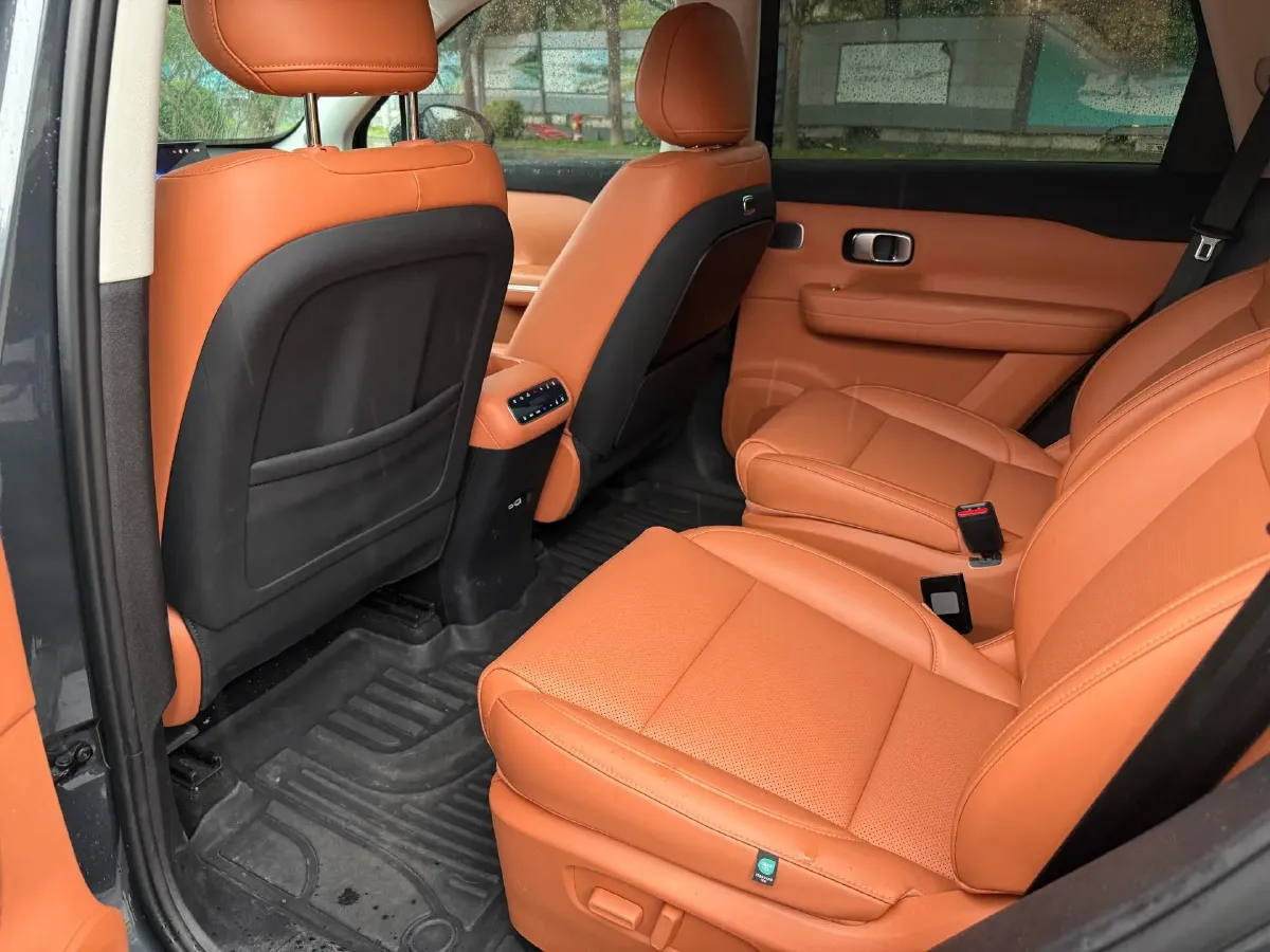2024 Leapmotor C16 BEV 67.7KWH,autocango,china used car exporter,china ev exporter,chinese used car exporter,chinese used ev exporter