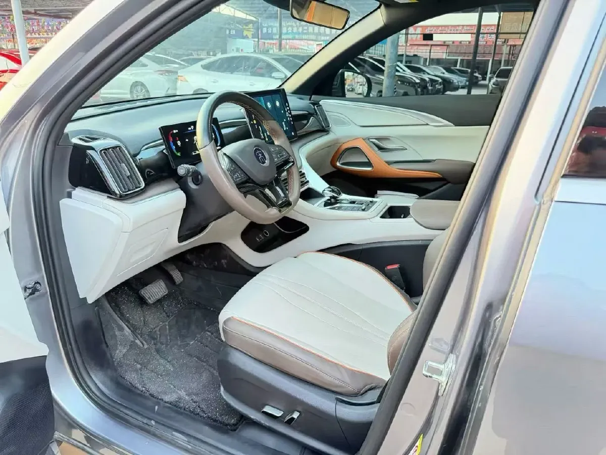 2022 Geely JiaJi 1.5T 177HP L3 7DCT PHEV 15.5KWH,autocango,china used car exporter,china ev exporter,chinese used car exporter,chinese used ev exporter