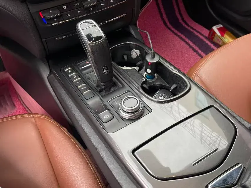 2019 Maserati Ghibli 3.0T 350HP V6 8AT,autocango,china used car exporter,china ev exporter,chinese used car exporter,chinese used ev exporter