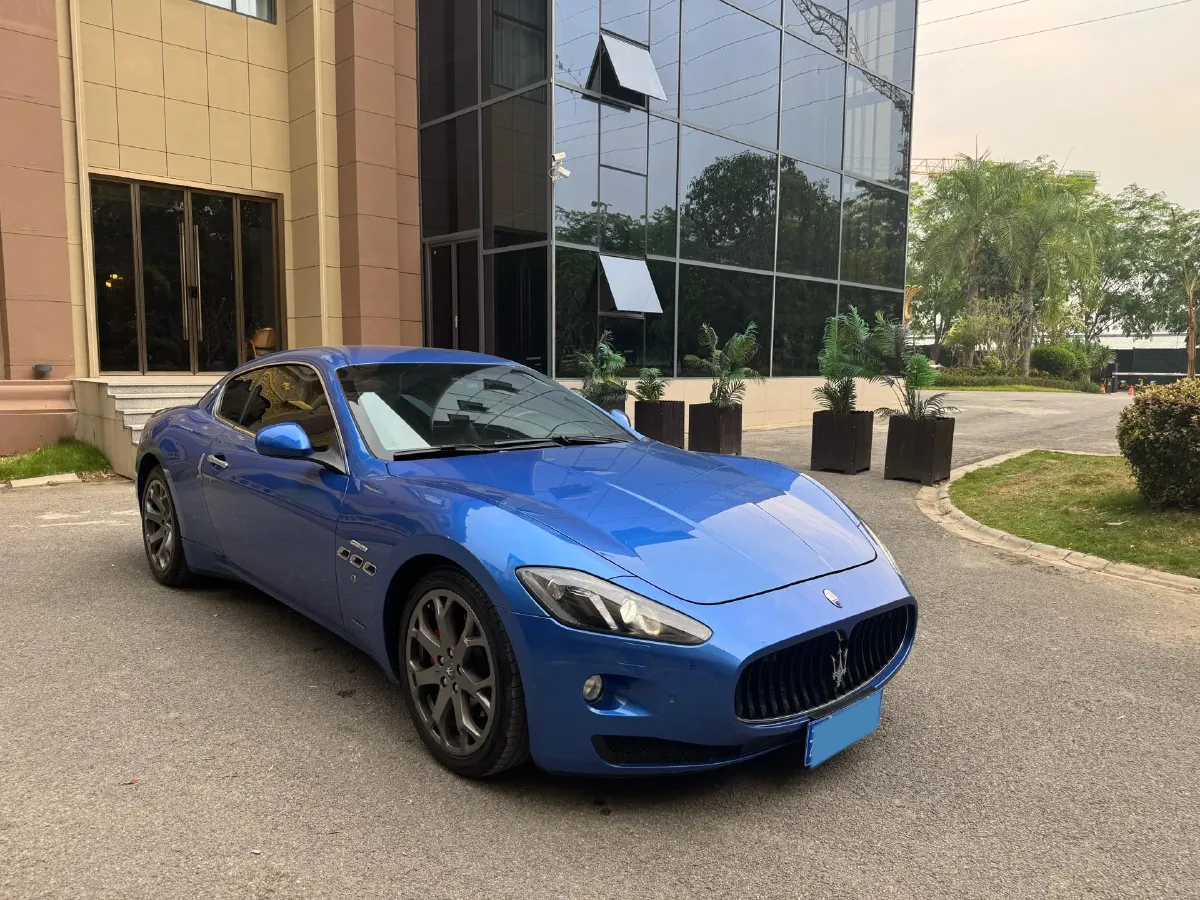 2007 Maserati GranTurismo 4.2L 405HP V8 6AT,autocango,china used car exporter,china ev exporter,chinese used car exporter,chinese used ev exporter