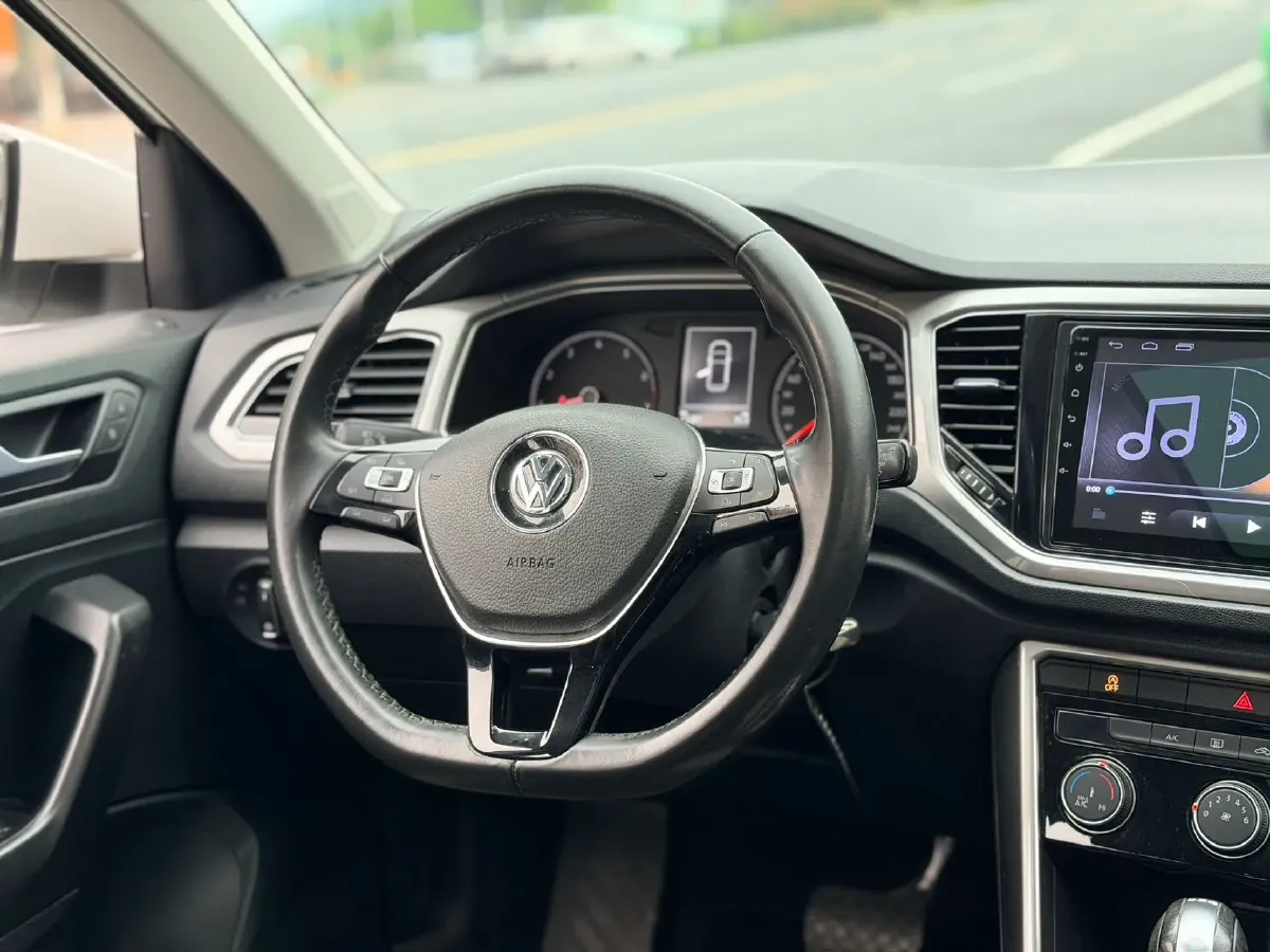 2018 Borgward BX5 1.8T 190HP L4 6AT,autocango,china used car exporter,china ev exporter,chinese used car exporter,chinese used ev exporter