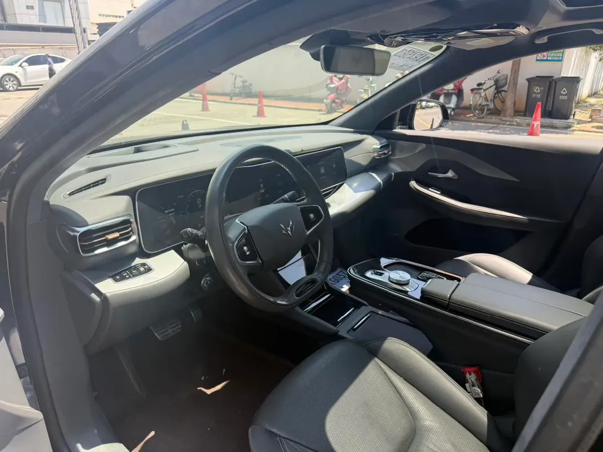 2021 ARCFOX αS BEV 93.6KWH,autocango,china used car exporter,china ev exporter,chinese used car exporter,chinese used ev exporter