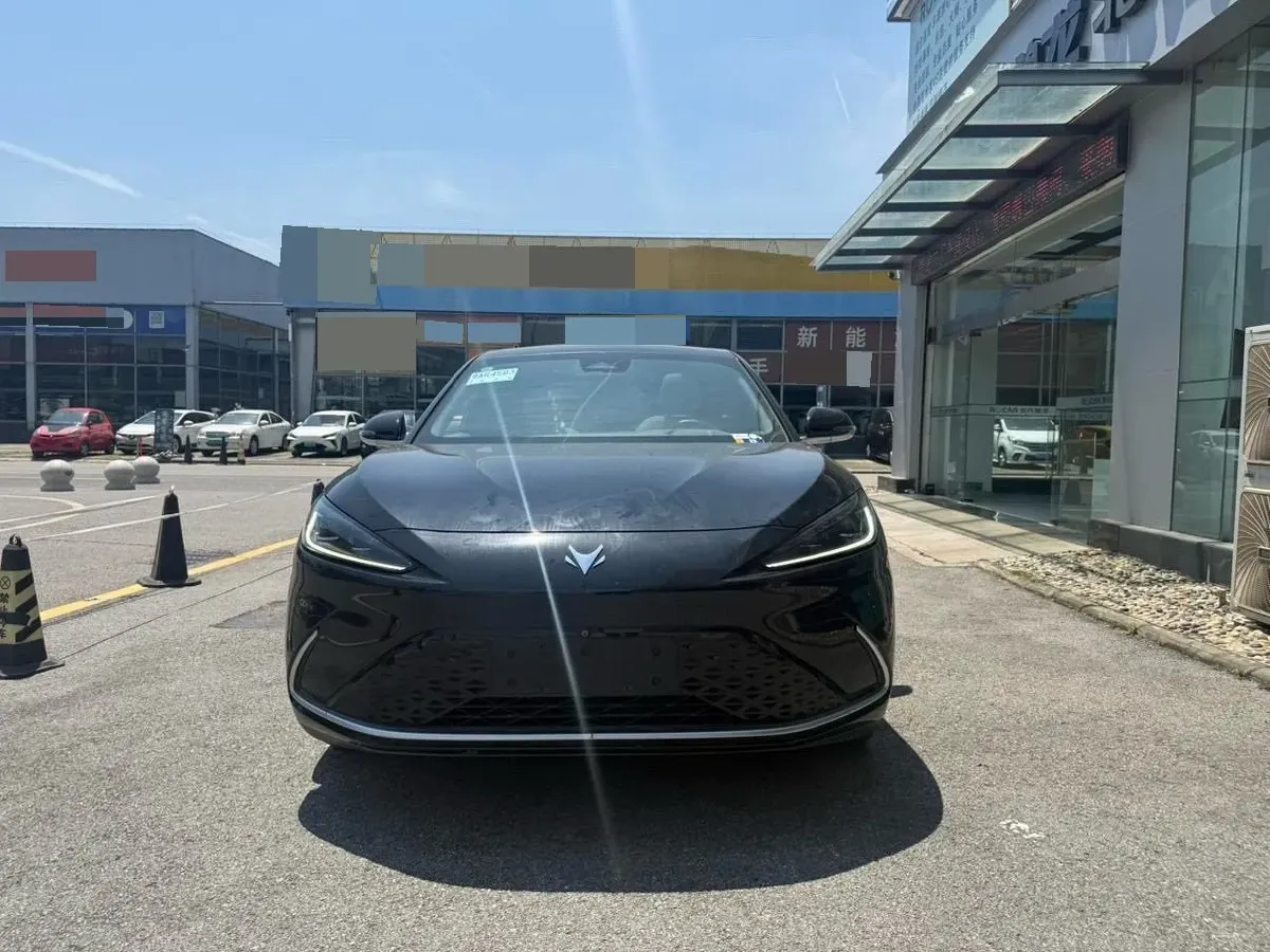 2021 ARCFOX αS BEV 93.6KWH,autocango,china used car exporter,china ev exporter,chinese used car exporter,chinese used ev exporter