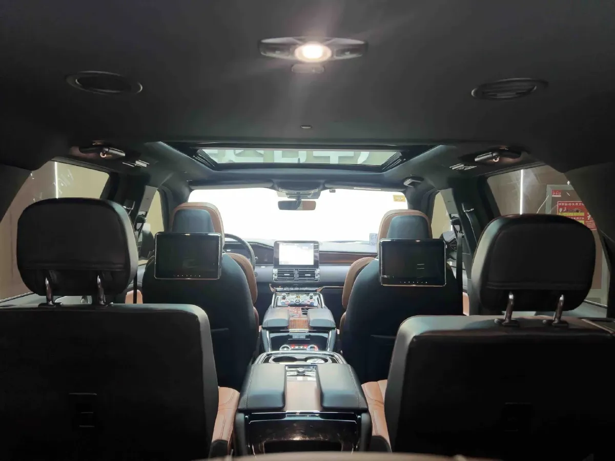 2019 Lincoln Navigator 3.5T 388HP V6 10AT,autocango,china used car exporter,china ev exporter,chinese used car exporter,chinese used ev exporter