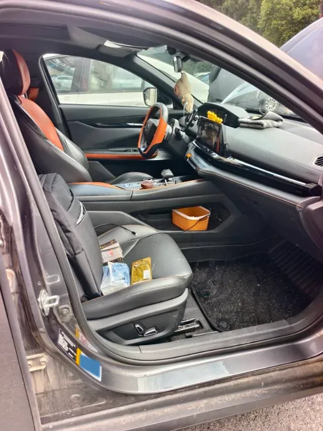 2022 ChangAn UNI-T 1.5T 188HP L4 7DCT,autocango,china used car exporter,china ev exporter,chinese used car exporter,chinese used ev exporter