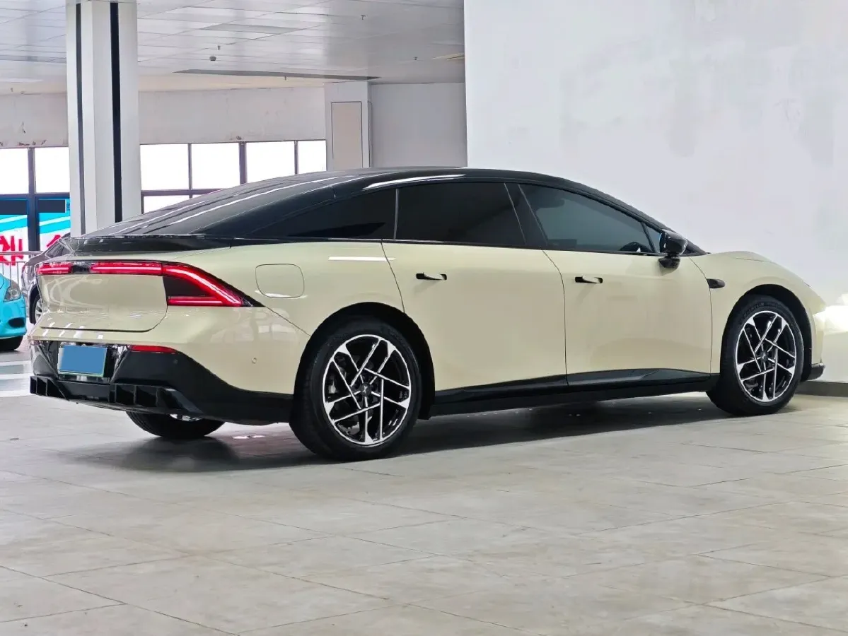 2024 Xpeng P7+ BEV 76.3KWH,autocango,china used car exporter,china ev exporter,chinese used car exporter,chinese used ev exporter