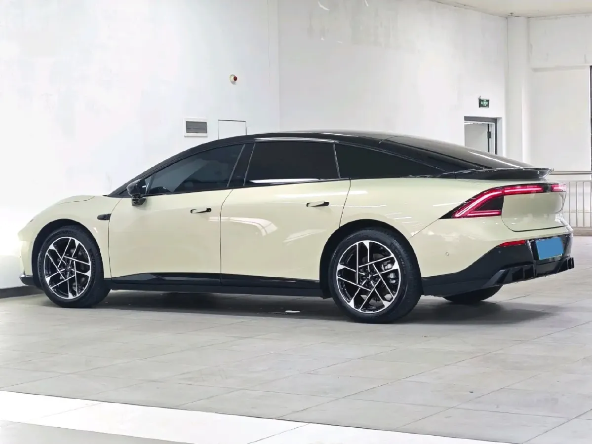 2024 Xpeng P7+ BEV 76.3KWH,autocango,china used car exporter,china ev exporter,chinese used car exporter,chinese used ev exporter