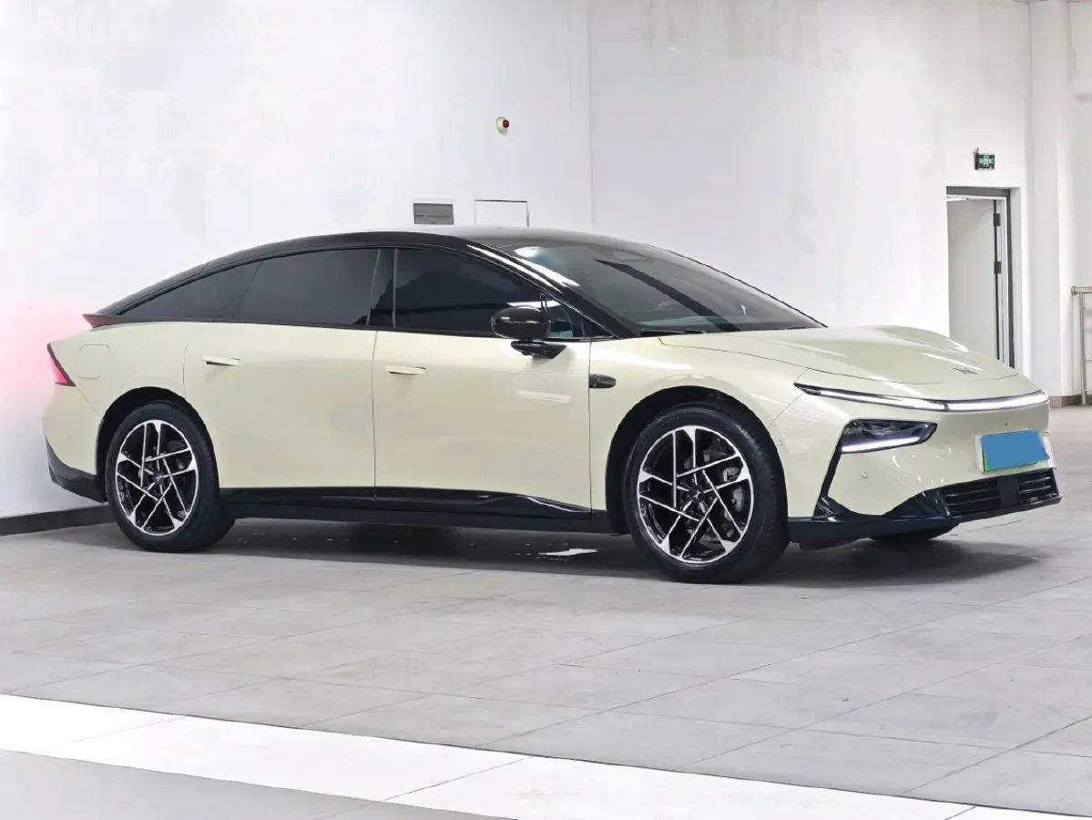 2024 Xpeng P7+ BEV 76.3KWH,autocango,china used car exporter,china ev exporter,chinese used car exporter,chinese used ev exporter