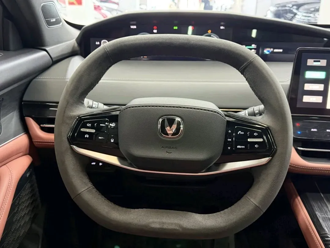 2023 ChangAn UNI-K iDD 1.5T 170HP L4 6TCT PHEV 28.39KWH,autocango,china used car exporter,china ev exporter,chinese used car exporter,chinese used ev exporter