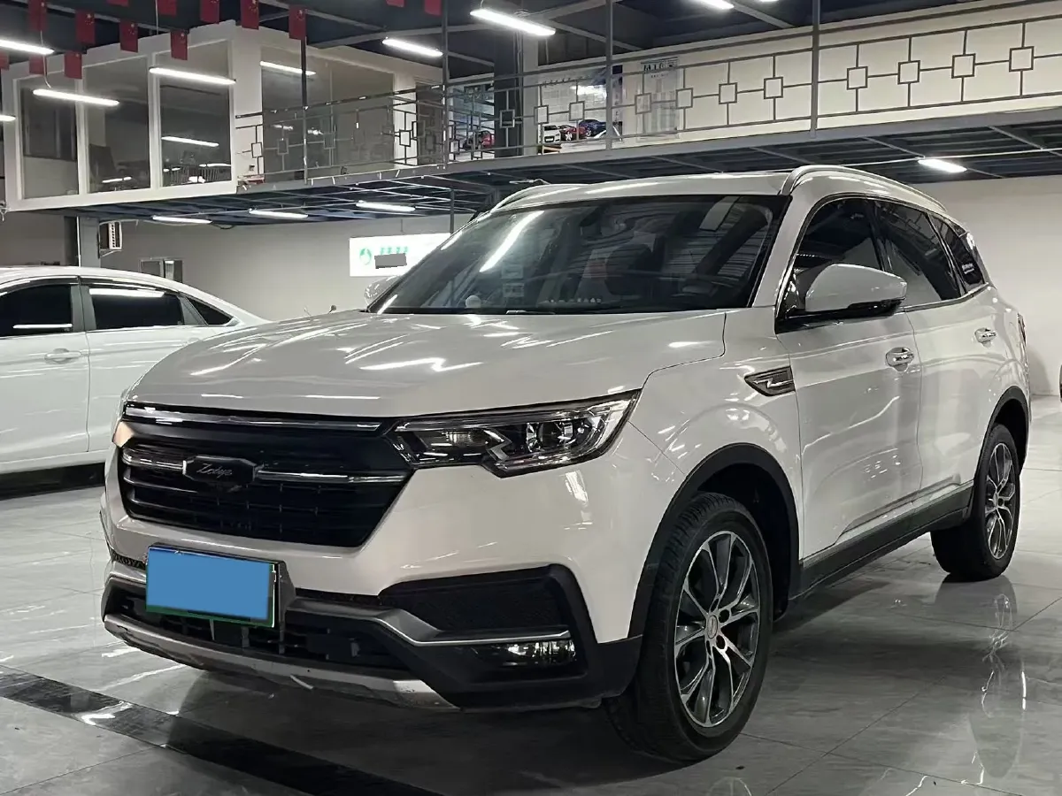 2018 Zotye T500 1.5T 156HP L4 5MT,autocango,china used car exporter,china ev exporter,chinese used car exporter,chinese used ev exporter