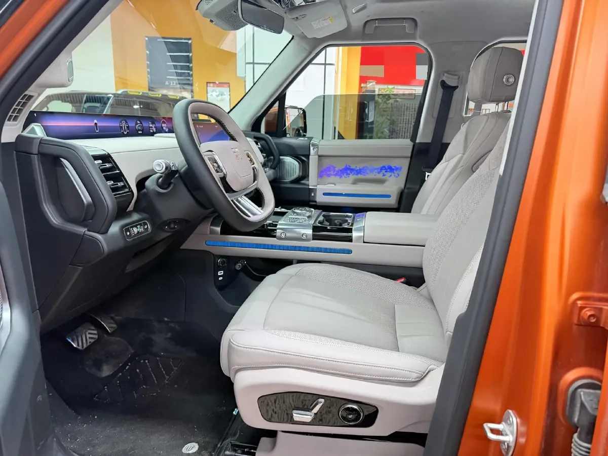 2025 Jetour Zongheng G700 2.0T 211HP L4 2DHT PHEV,autocango,china used car exporter,china ev exporter,chinese used car exporter,chinese used ev exporter