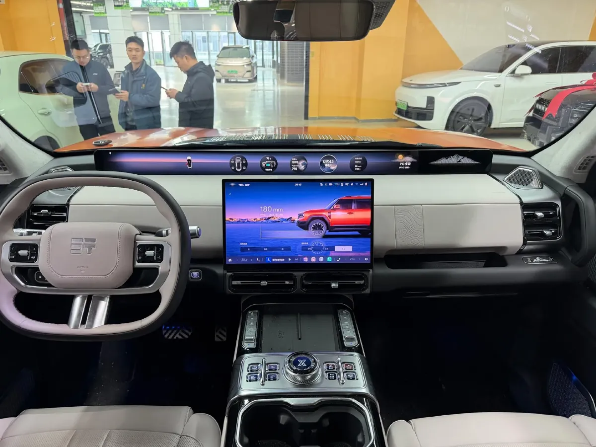 2025 Jetour Zongheng G700 2.0T 211HP L4 2DHT PHEV,autocango,china used car exporter,china ev exporter,chinese used car exporter,chinese used ev exporter