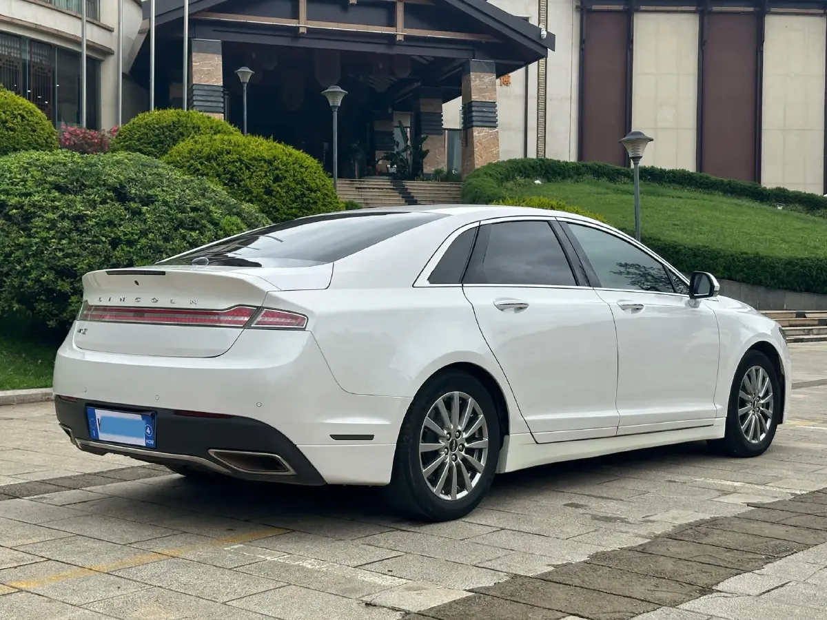 2019 BMW X2 1.5T 140HP L3 7DCT,autocango,china used car exporter,china ev exporter,chinese used car exporter,chinese used ev exporter