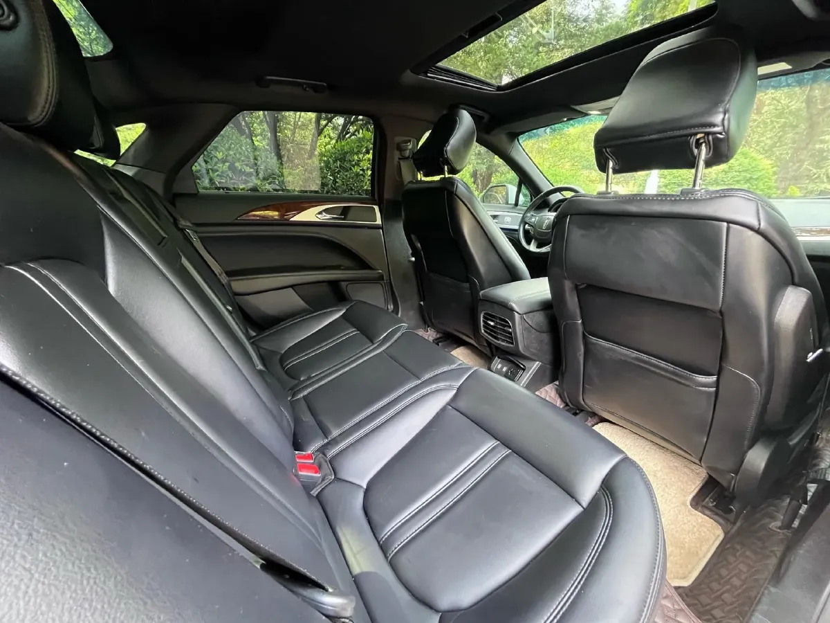 2019 BMW X2 1.5T 140HP L3 7DCT,autocango,china used car exporter,china ev exporter,chinese used car exporter,chinese used ev exporter