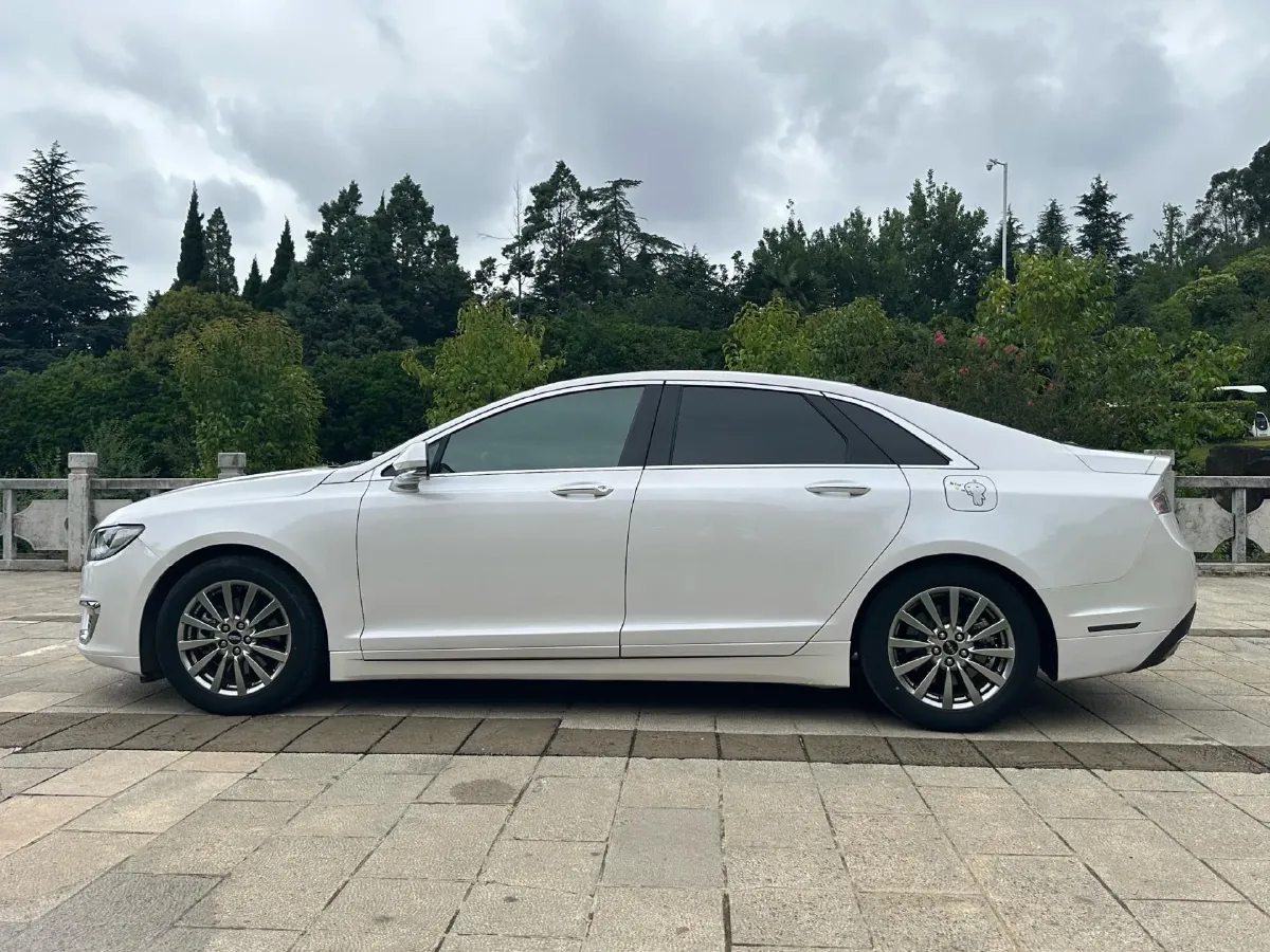 2019 BMW X2 1.5T 140HP L3 7DCT,autocango,china used car exporter,china ev exporter,chinese used car exporter,chinese used ev exporter