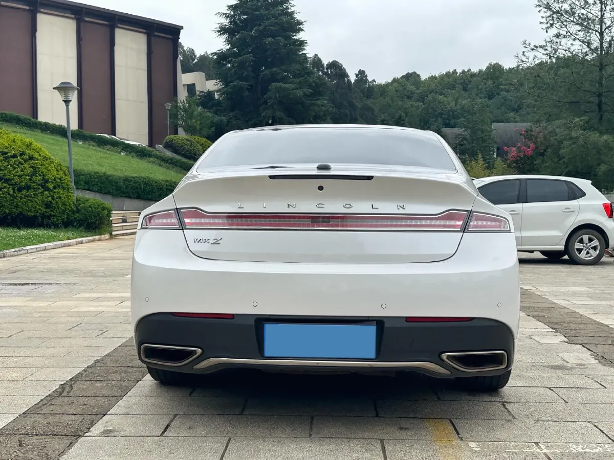 2019 BMW X2 1.5T 140HP L3 7DCT,autocango,china used car exporter,china ev exporter,chinese used car exporter,chinese used ev exporter
