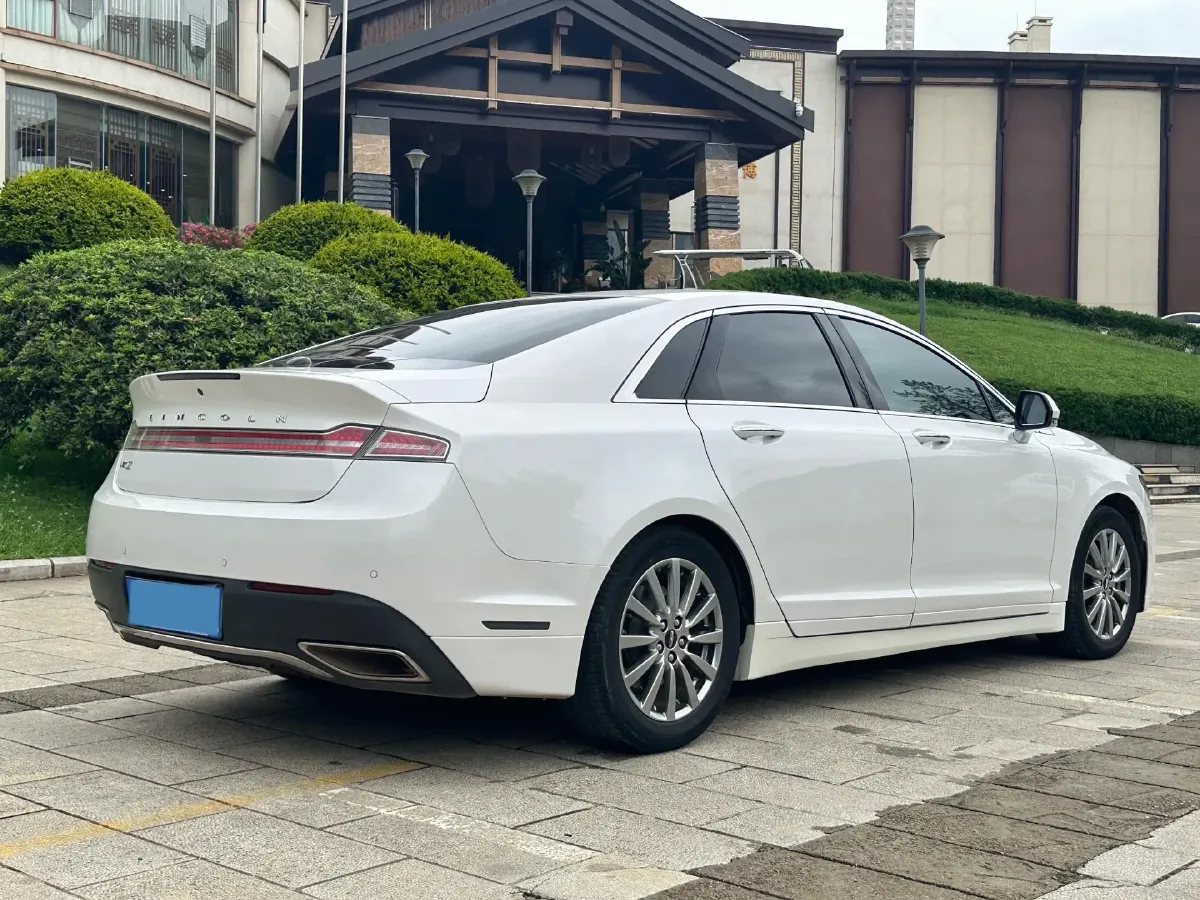 2019 BMW X2 1.5T 140HP L3 7DCT,autocango,china used car exporter,china ev exporter,chinese used car exporter,chinese used ev exporter