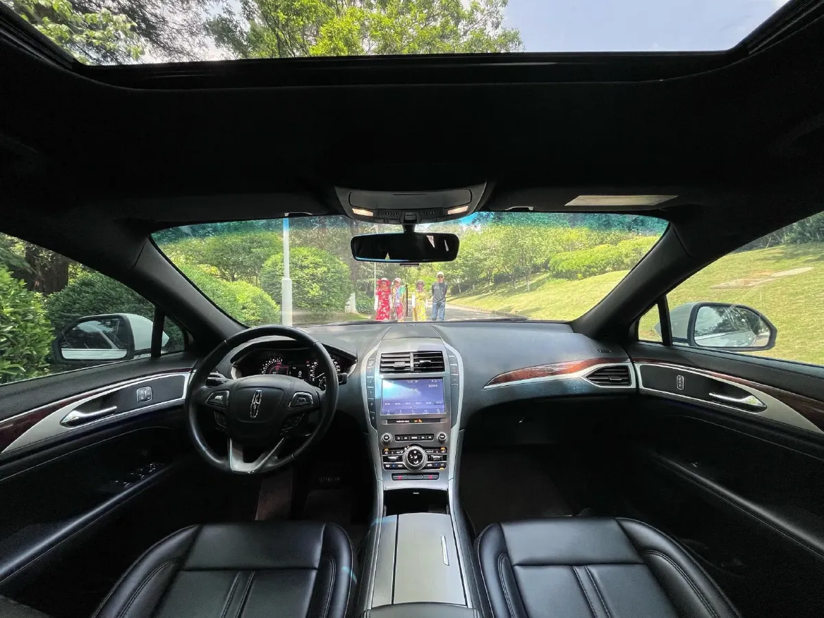 2019 BMW X2 1.5T 140HP L3 7DCT,autocango,china used car exporter,china ev exporter,chinese used car exporter,chinese used ev exporter